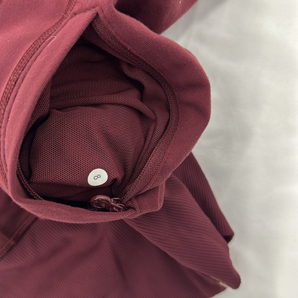 Lululemon Daily Practice Jacket. Size 8 - Picture 10 of 12